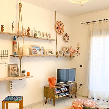 Casa Quasimodo, Con Patio E Giardino Privato Apartment Olbia Exterior photo